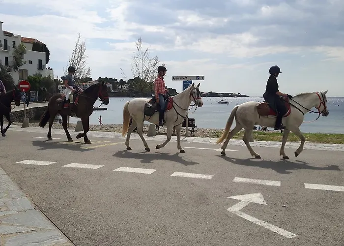 Poal-cadaques Apartamento *
